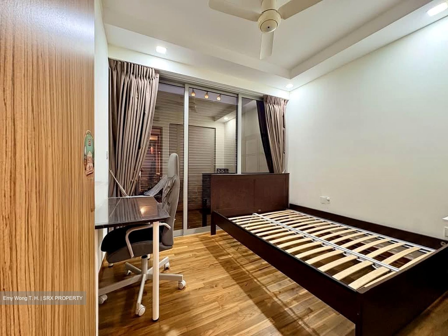 Flo Residence (D19), Condominium #559893311